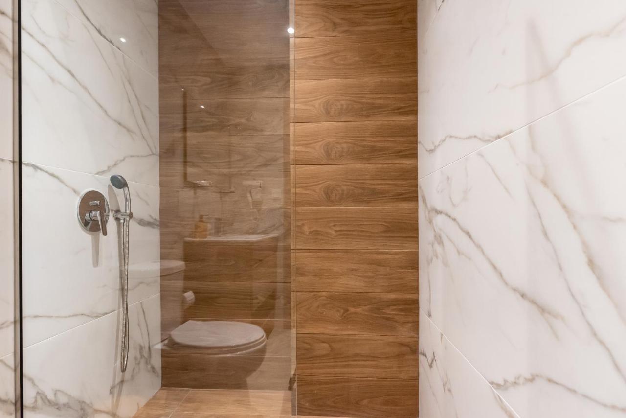 Mini Suites Near Athen'S Airport Free Shuttle From And To Athen'S Airport Spata  Exterior photo
