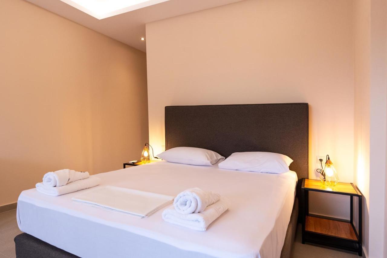 Mini Suites Near Athen'S Airport Free Shuttle From And To Athen'S Airport Spata  Exterior photo