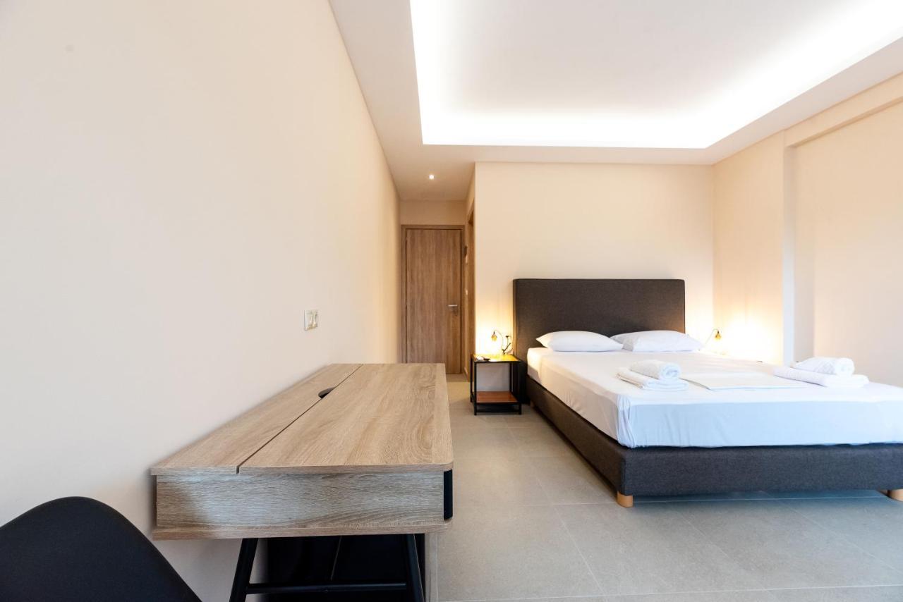 Mini Suites Near Athen'S Airport Free Shuttle From And To Athen'S Airport Spata  Exterior photo