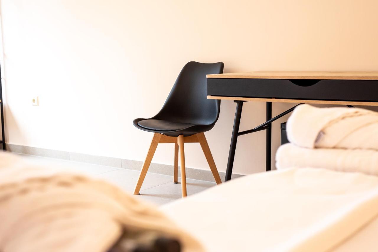 Mini Suites Near Athen'S Airport Free Shuttle From And To Athen'S Airport Spata  Exterior photo