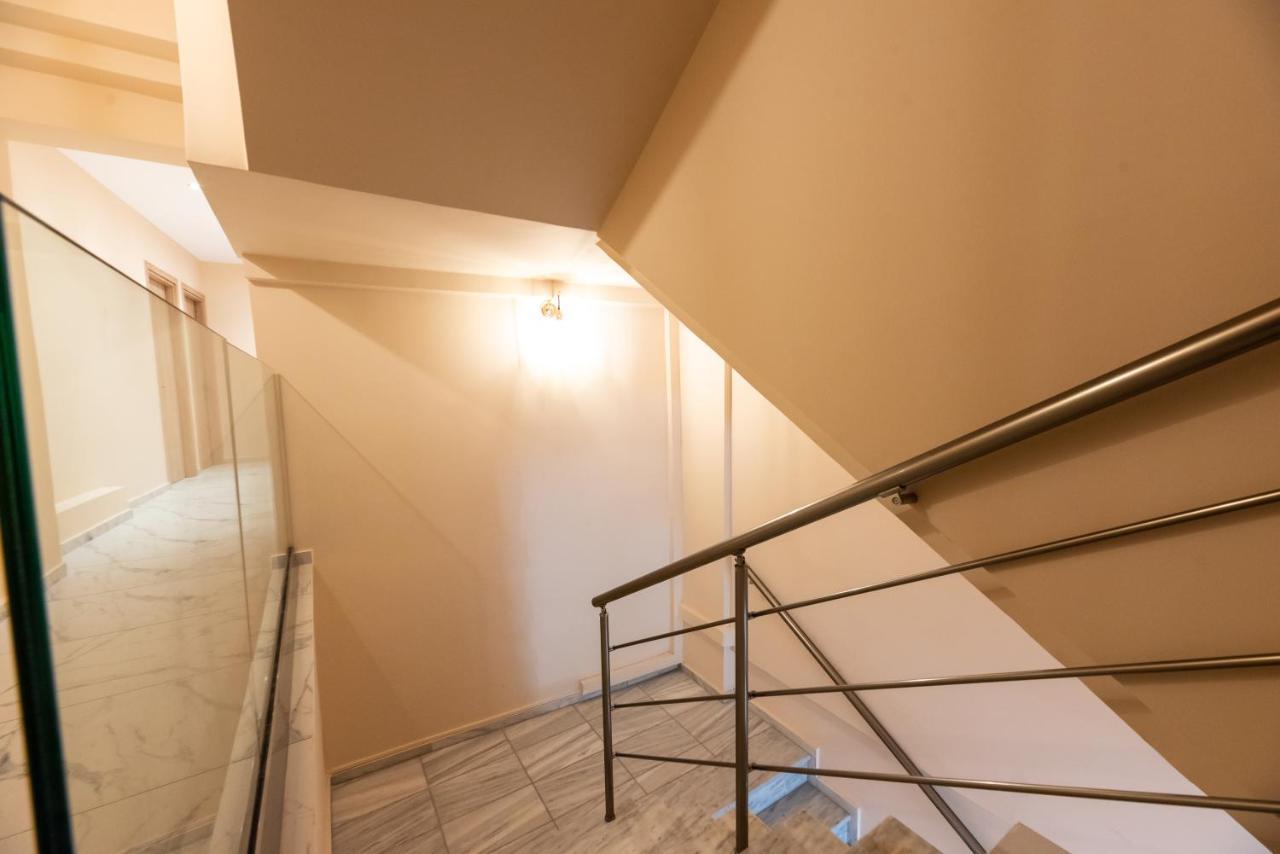 Mini Suites Near Athen'S Airport Free Shuttle From And To Athen'S Airport Spata  Exterior photo