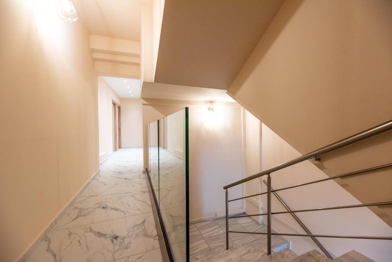 Mini Suites Near Athen'S Airport Free Shuttle From And To Athen'S Airport Spata  Exterior photo